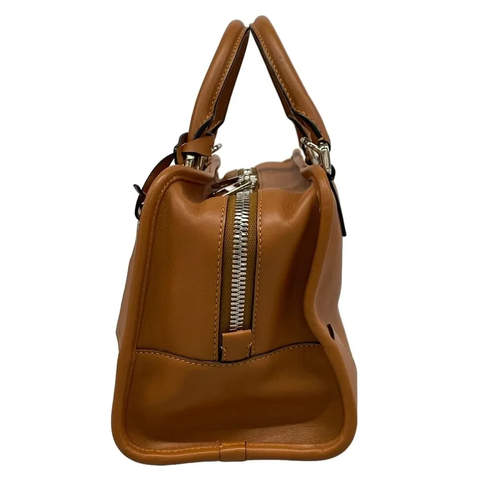 Loewe amazona 28